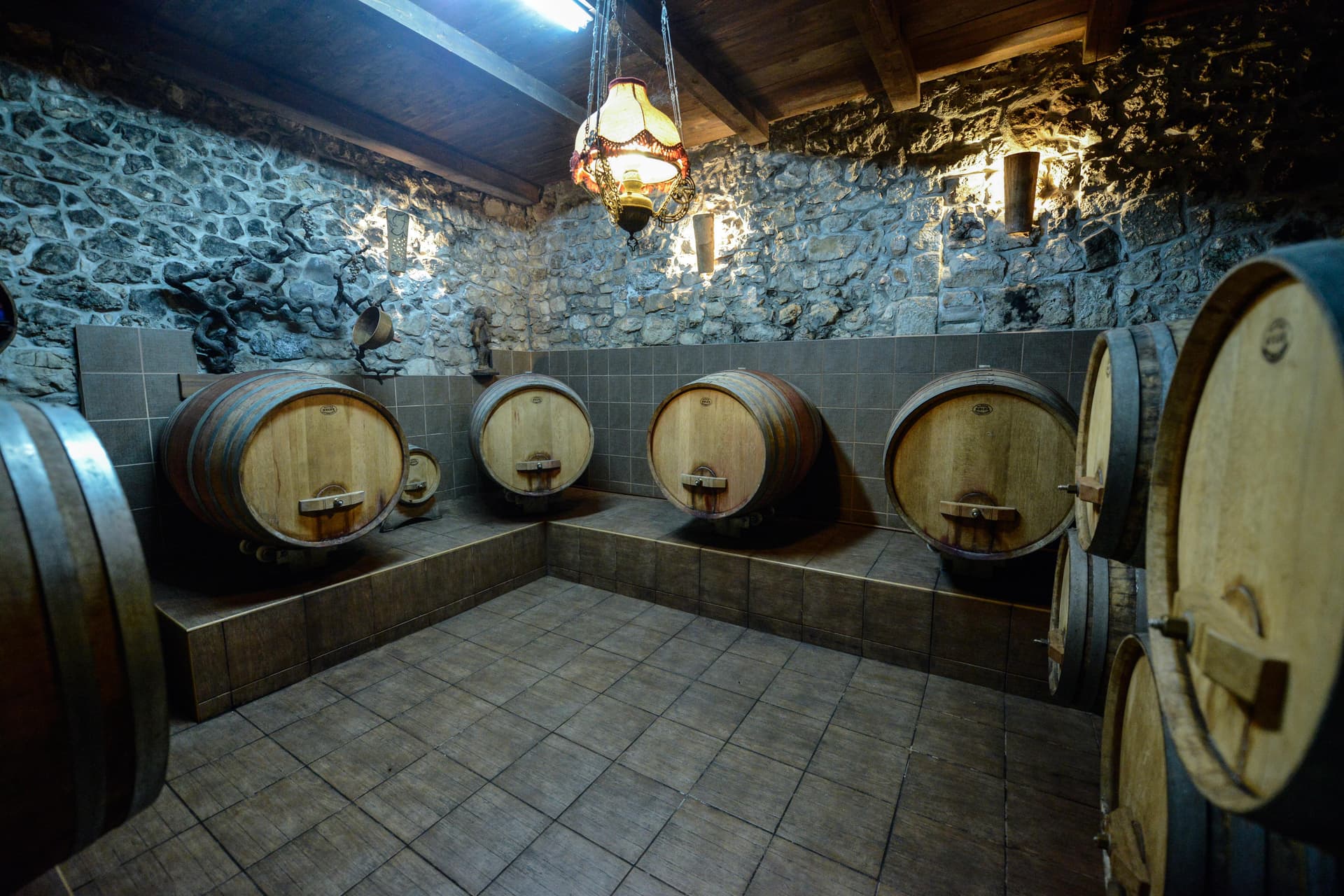 Header Cellar